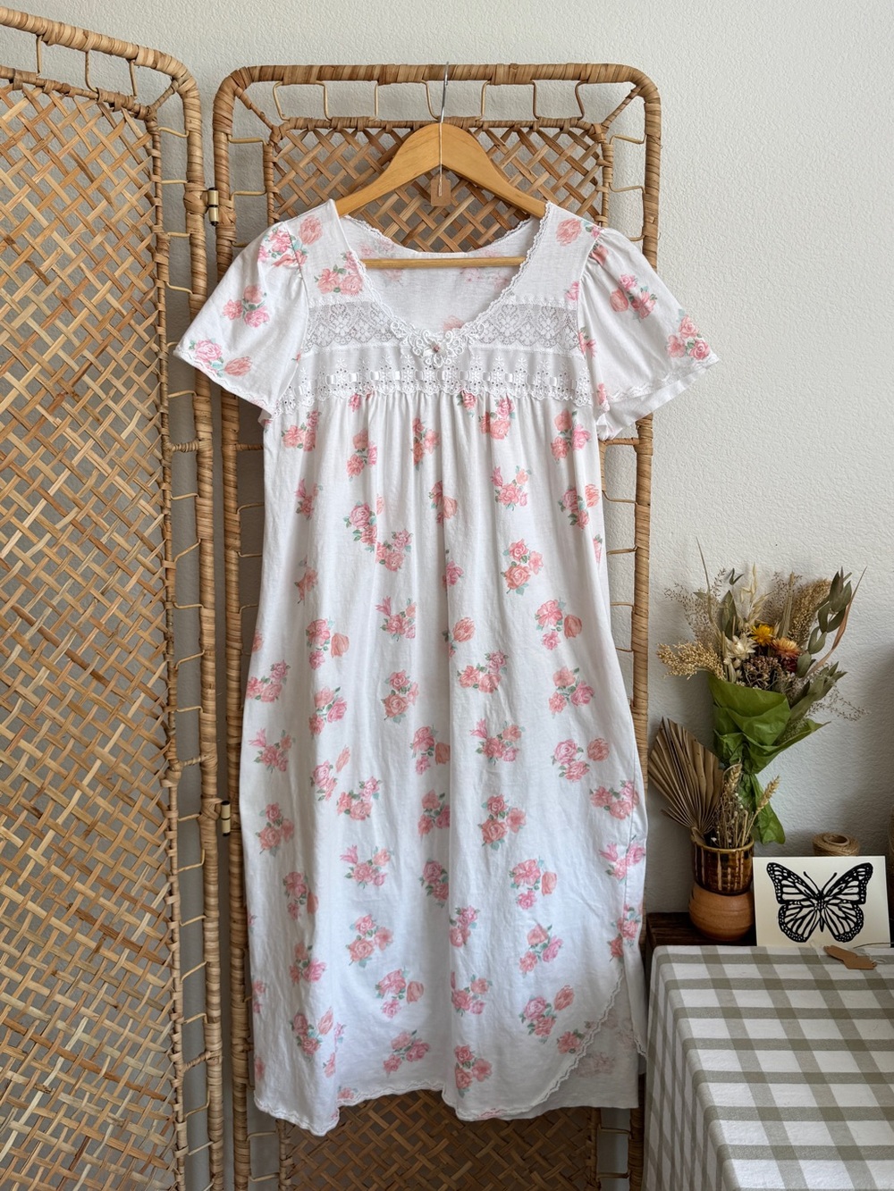Vintage Lace Eyelet Inset Coquette Cottage Nightgown with Pink Rose Print